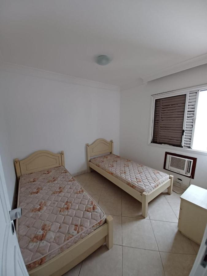 Apto 2 Dorms Nas Pitangueiras Pertinho Da Praia Guaruja Luaran gambar